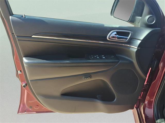 used 2021 Jeep Grand Cherokee car, priced at $23,391