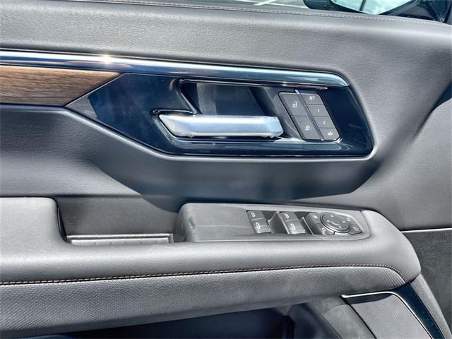 new 2025 Chevrolet Suburban car, priced at $89,635