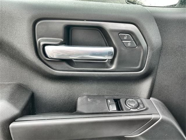 new 2025 Chevrolet Silverado 1500 car, priced at $38,696