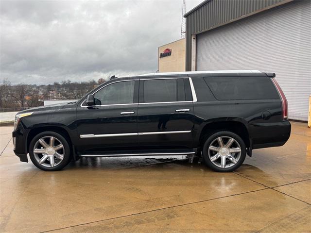 used 2020 Cadillac Escalade ESV car, priced at $29,711