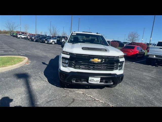 new 2025 Chevrolet Silverado 3500 car, priced at $49,803