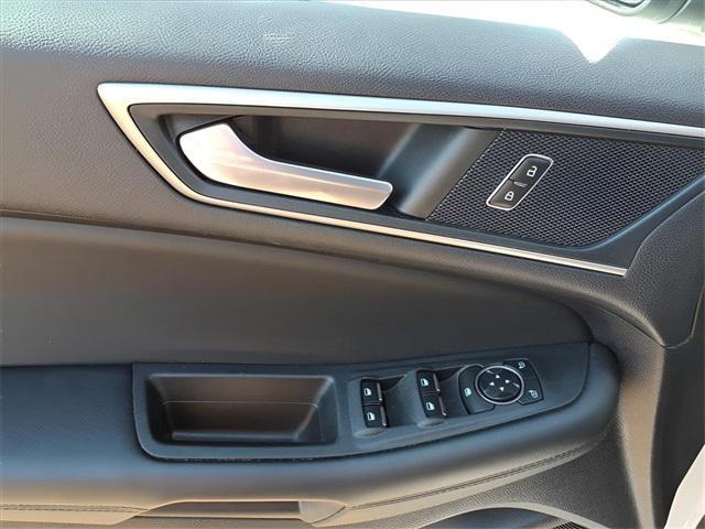 used 2024 Ford Edge car, priced at $21,982