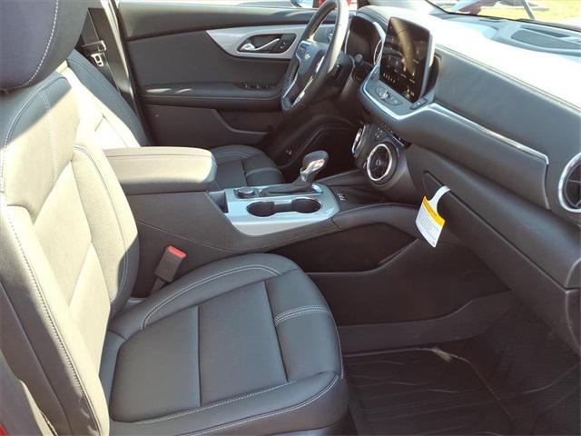 new 2025 Chevrolet Blazer car, priced at $40,070