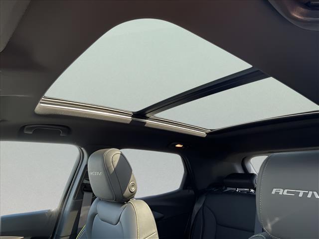 new 2025 Chevrolet TrailBlazer car, priced at $29,850