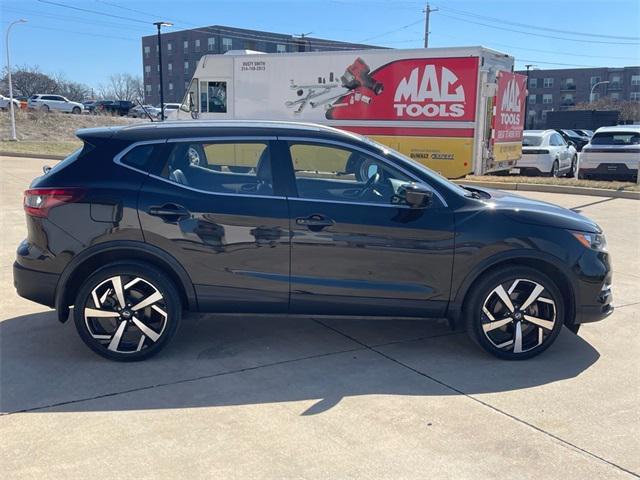 used 2020 Nissan Rogue Sport car, priced at $23,671