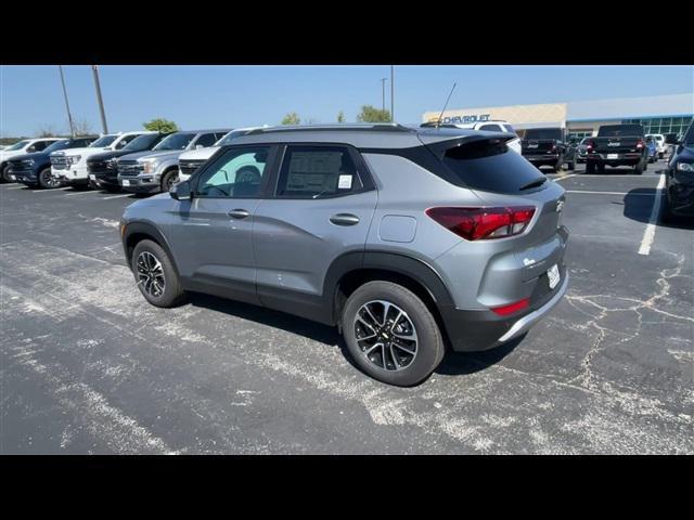 new 2025 Chevrolet TrailBlazer car, priced at $27,330