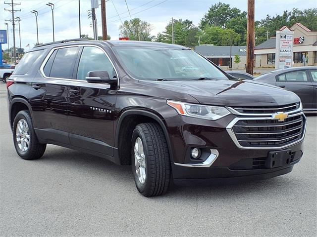 used 2020 Chevrolet Traverse car, priced at $17,000