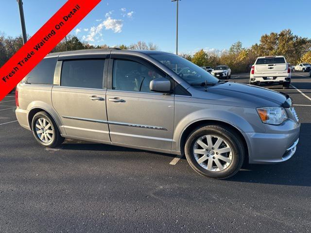 used 2014 Chrysler Town & Country car, priced at $11,671