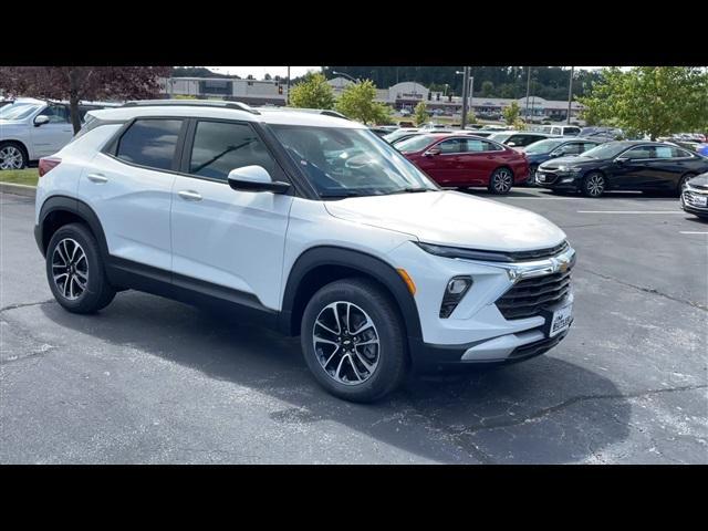 new 2025 Chevrolet TrailBlazer car, priced at $30,675