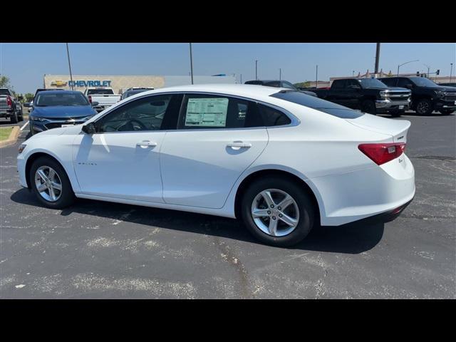 new 2025 Chevrolet Malibu car, priced at $25,570