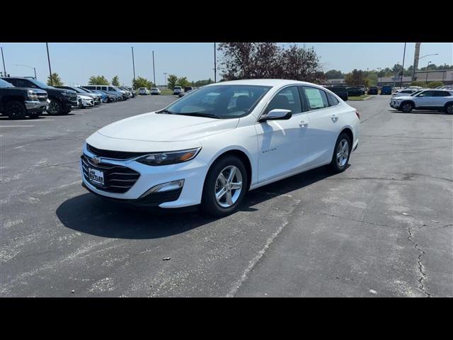 new 2025 Chevrolet Malibu car, priced at $25,570