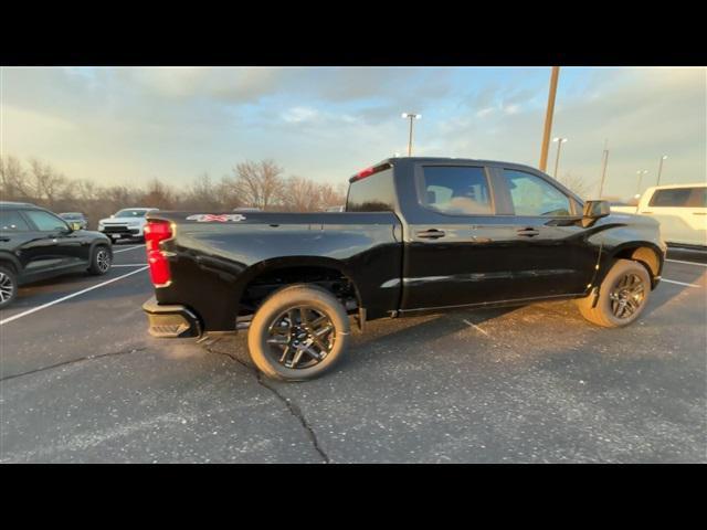 new 2025 Chevrolet Silverado 1500 car, priced at $46,113