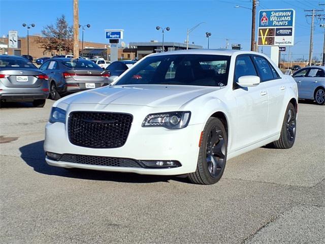 used 2022 Chrysler 300 car, priced at $25,000