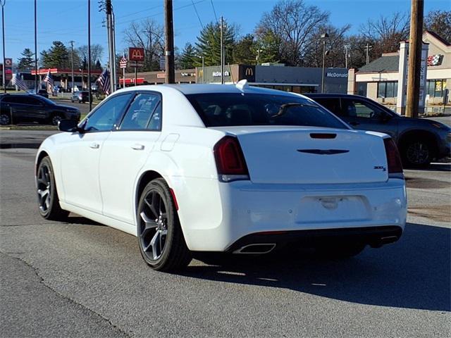 used 2022 Chrysler 300 car, priced at $25,000