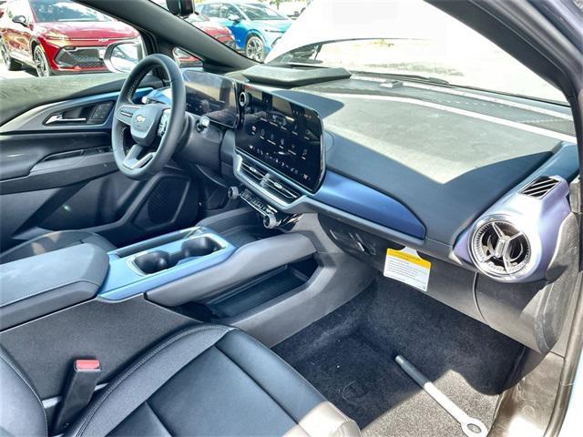 new 2025 Chevrolet Equinox EV car, priced at $30,895