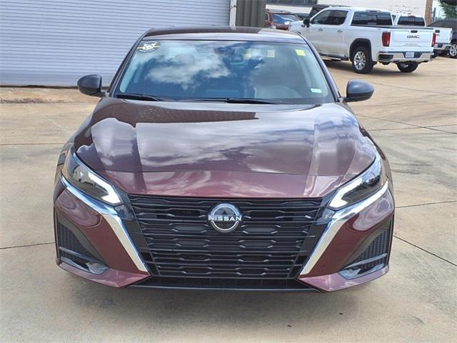used 2025 Nissan Altima car, priced at $24,092