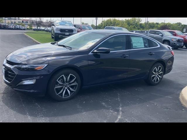 new 2025 Chevrolet Malibu car, priced at $26,320