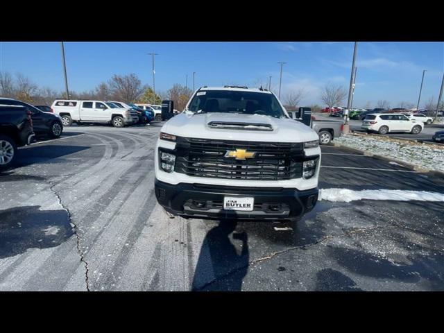 new 2025 Chevrolet Silverado 3500 car, priced at $60,128