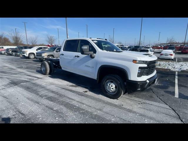 new 2025 Chevrolet Silverado 3500 car, priced at $60,128