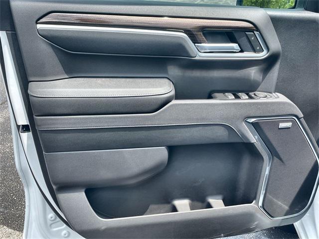 new 2025 Chevrolet Silverado 1500 car, priced at $51,777