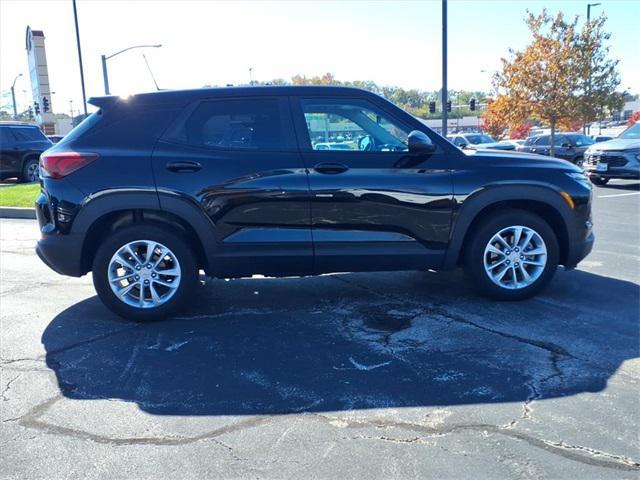 used 2024 Chevrolet TrailBlazer car, priced at $23,411