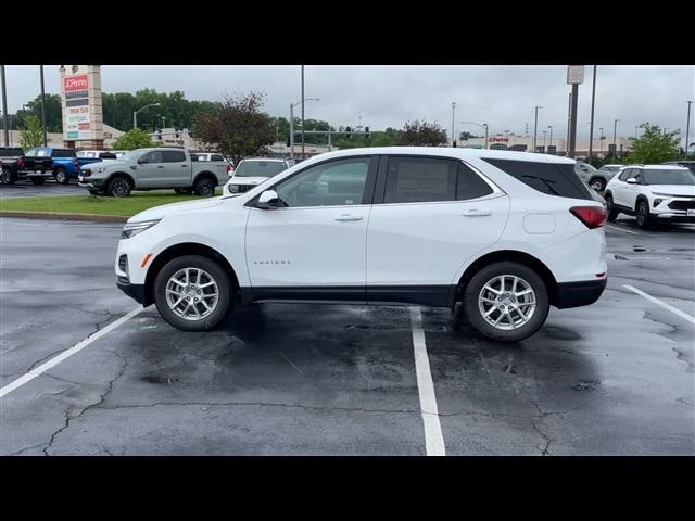 new 2024 Chevrolet Equinox car, priced at $28,977