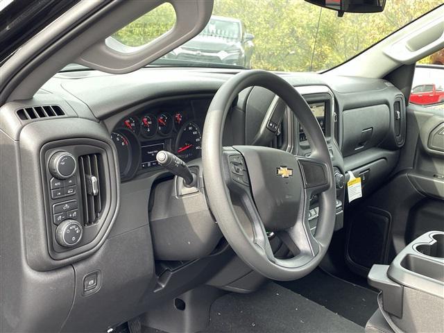 new 2025 Chevrolet Silverado 1500 car, priced at $43,213