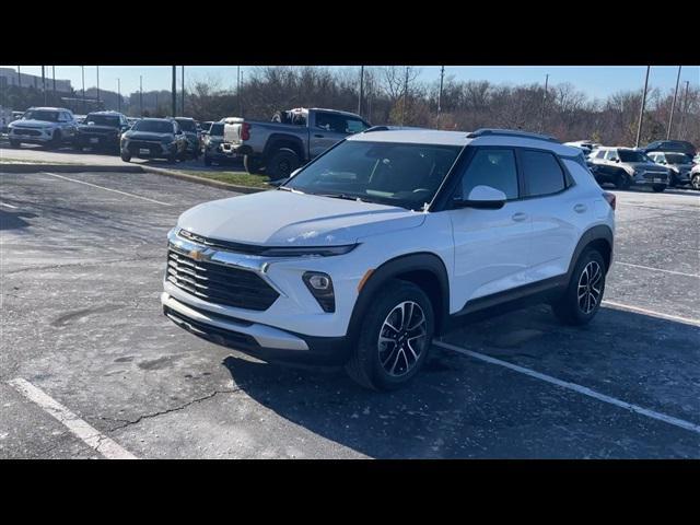 new 2025 Chevrolet TrailBlazer car, priced at $25,651