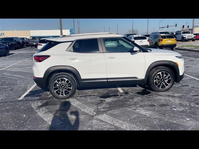 new 2025 Chevrolet TrailBlazer car, priced at $25,651