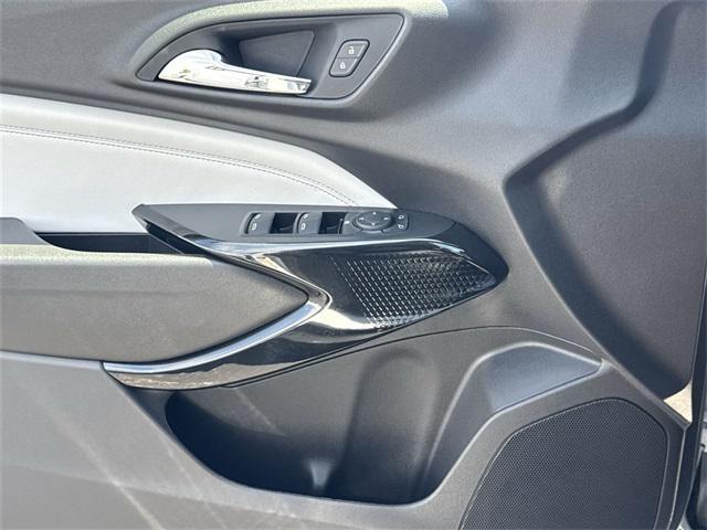new 2025 Chevrolet Trax car, priced at $25,070