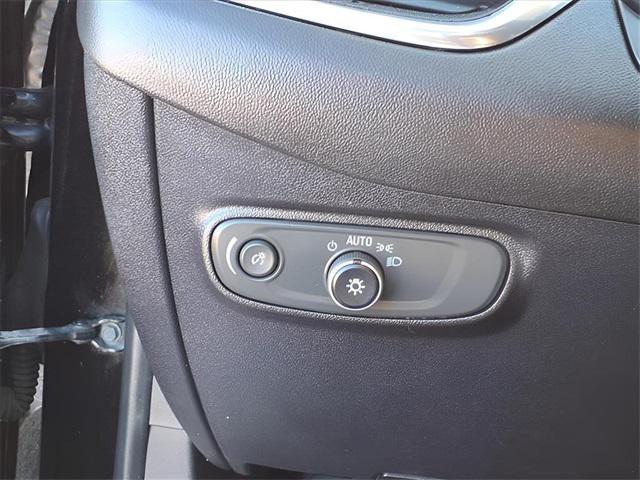 used 2018 Chevrolet Equinox car, priced at $9,500