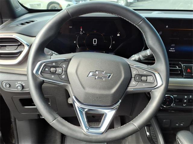 used 2025 Chevrolet TrailBlazer car, priced at $28,993