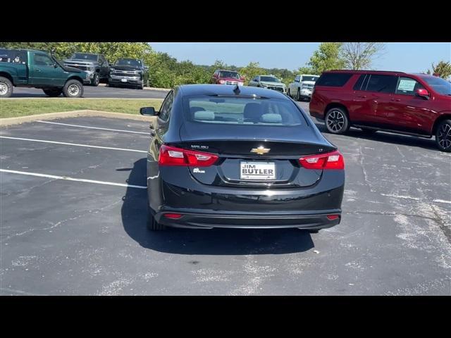 new 2025 Chevrolet Malibu car, priced at $27,101