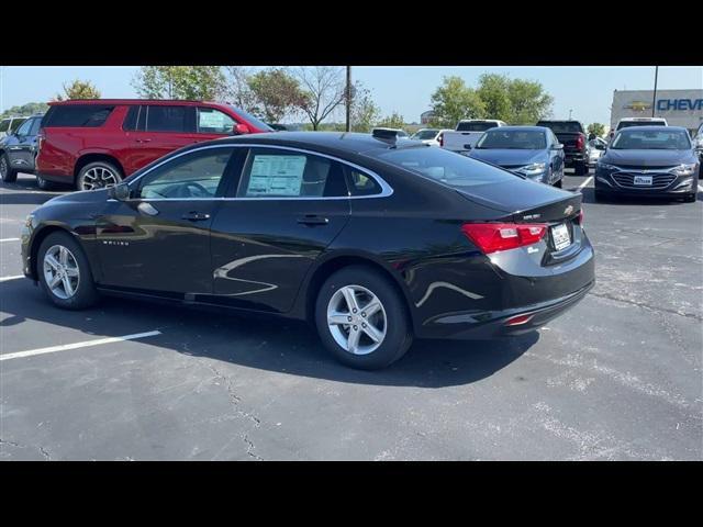 new 2025 Chevrolet Malibu car, priced at $27,101