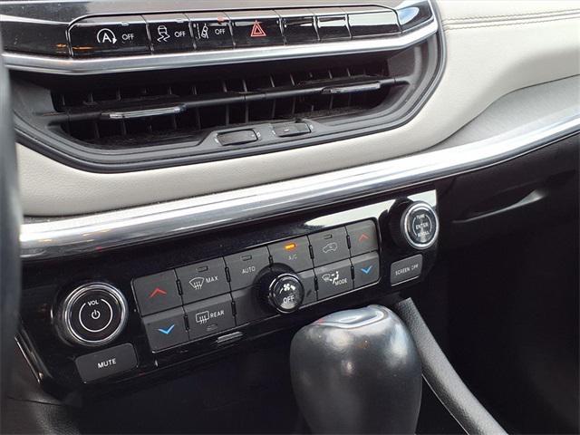 used 2022 Jeep Compass car, priced at $21,500