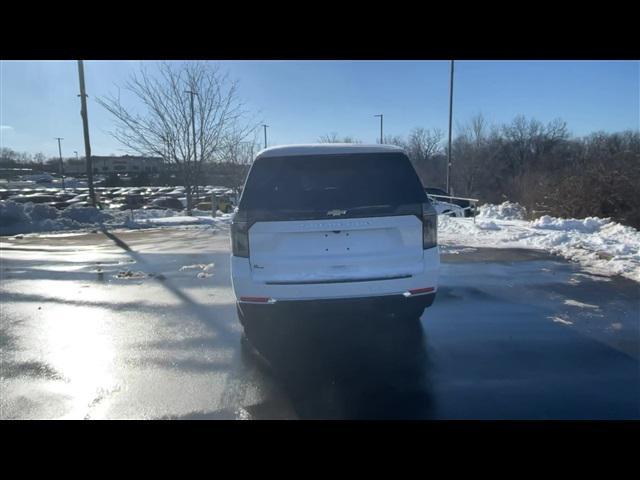 new 2025 Chevrolet Suburban car, priced at $70,517