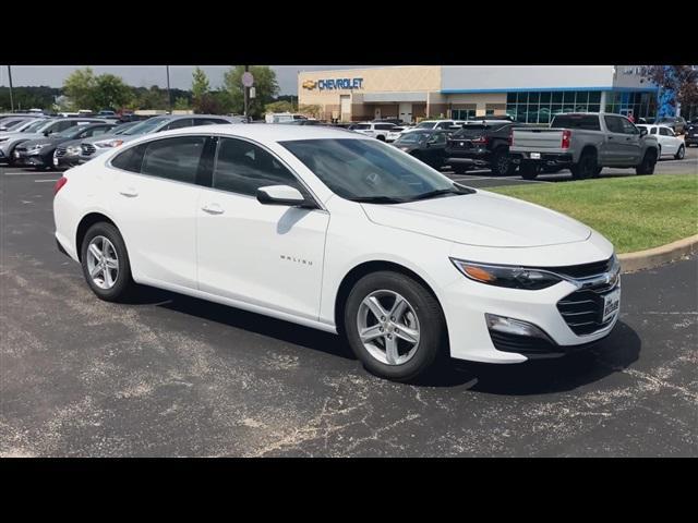 new 2025 Chevrolet Malibu car, priced at $25,570