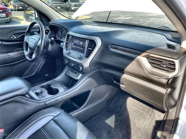 used 2022 GMC Acadia car, priced at $29,000