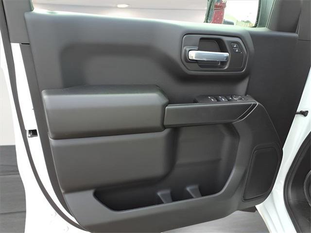 new 2026 Chevrolet Silverado 1500 car, priced at $39,990