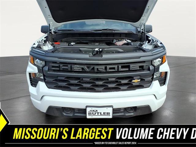 new 2026 Chevrolet Silverado 1500 car, priced at $39,990