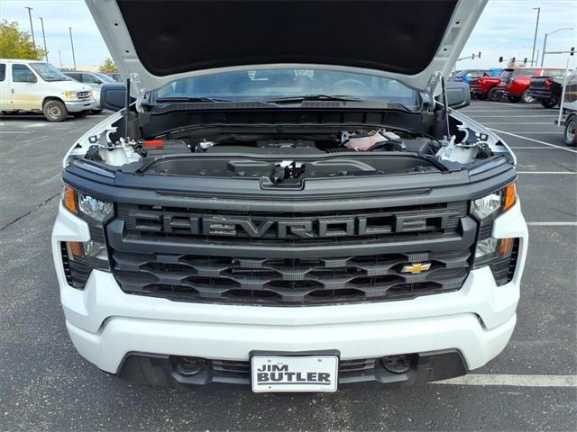 new 2026 Chevrolet Silverado 1500 car, priced at $40,621