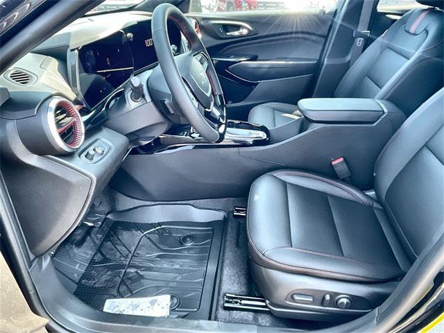 new 2025 Chevrolet Trax car, priced at $26,659