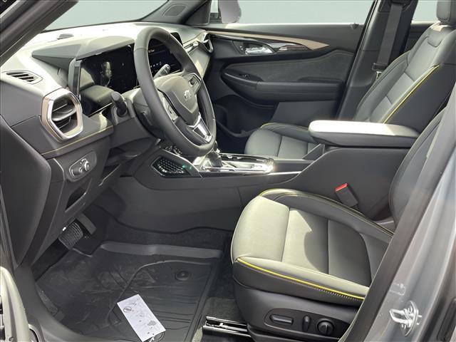 new 2025 Chevrolet TrailBlazer car, priced at $27,914