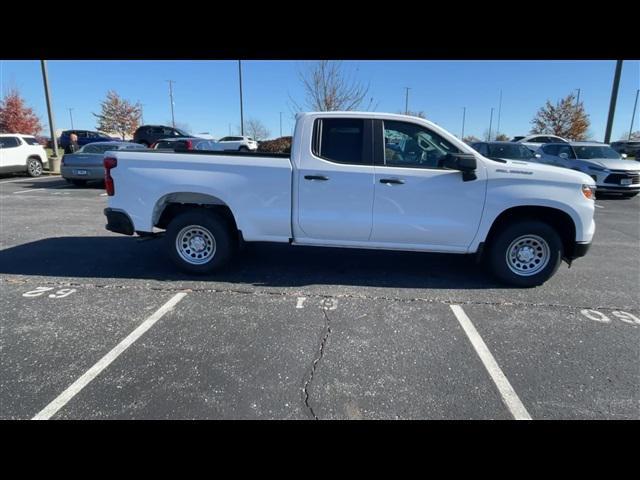 new 2025 Chevrolet Silverado 1500 car, priced at $35,629