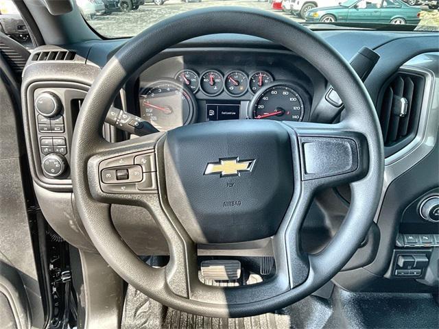 new 2025 Chevrolet Silverado 1500 car, priced at $35,216