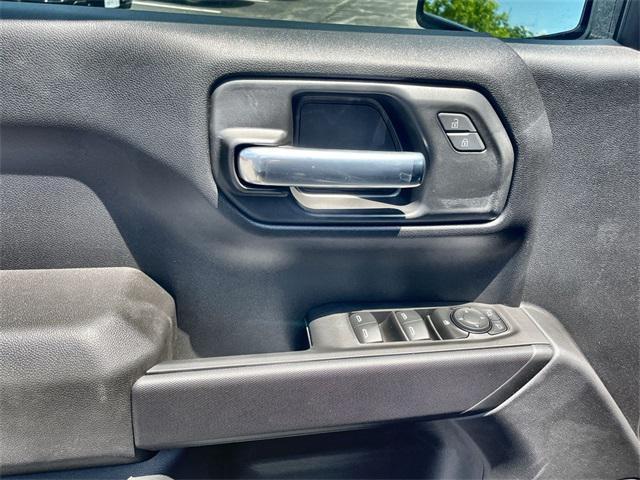 new 2025 Chevrolet Silverado 1500 car, priced at $40,058