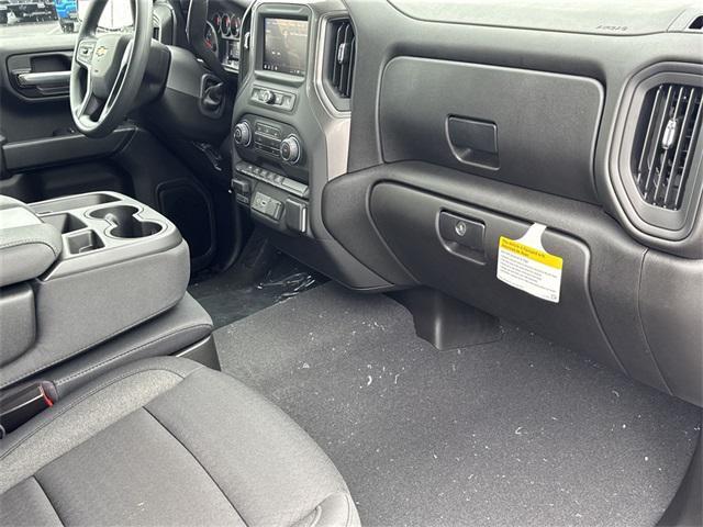 new 2025 Chevrolet Silverado 1500 car, priced at $39,568