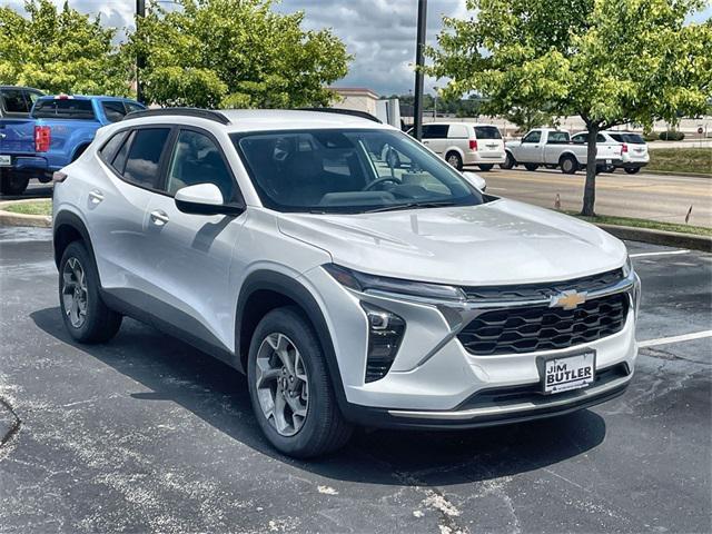 new 2025 Chevrolet Trax car, priced at $25,070