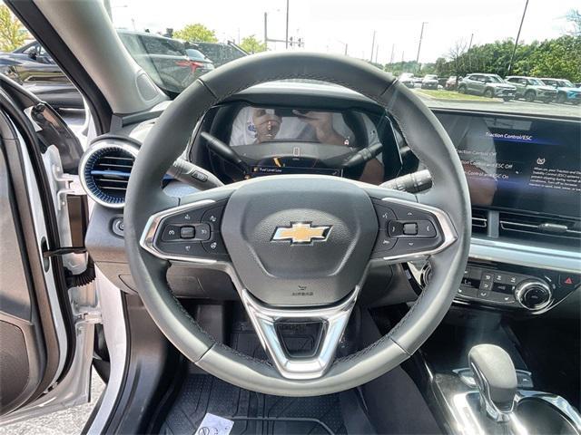 new 2025 Chevrolet Trax car, priced at $25,070
