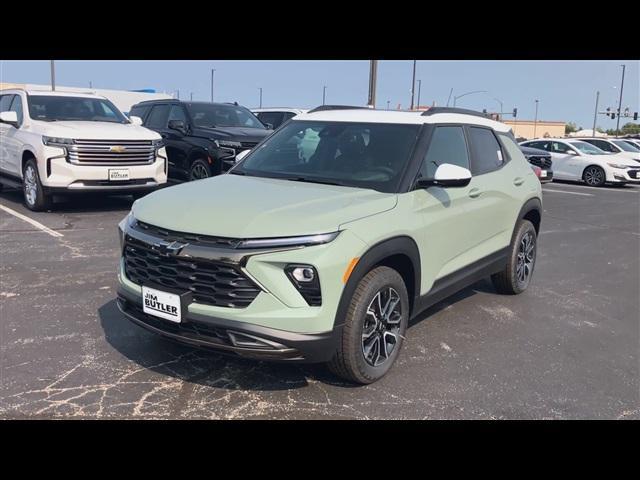 new 2025 Chevrolet TrailBlazer car, priced at $33,952